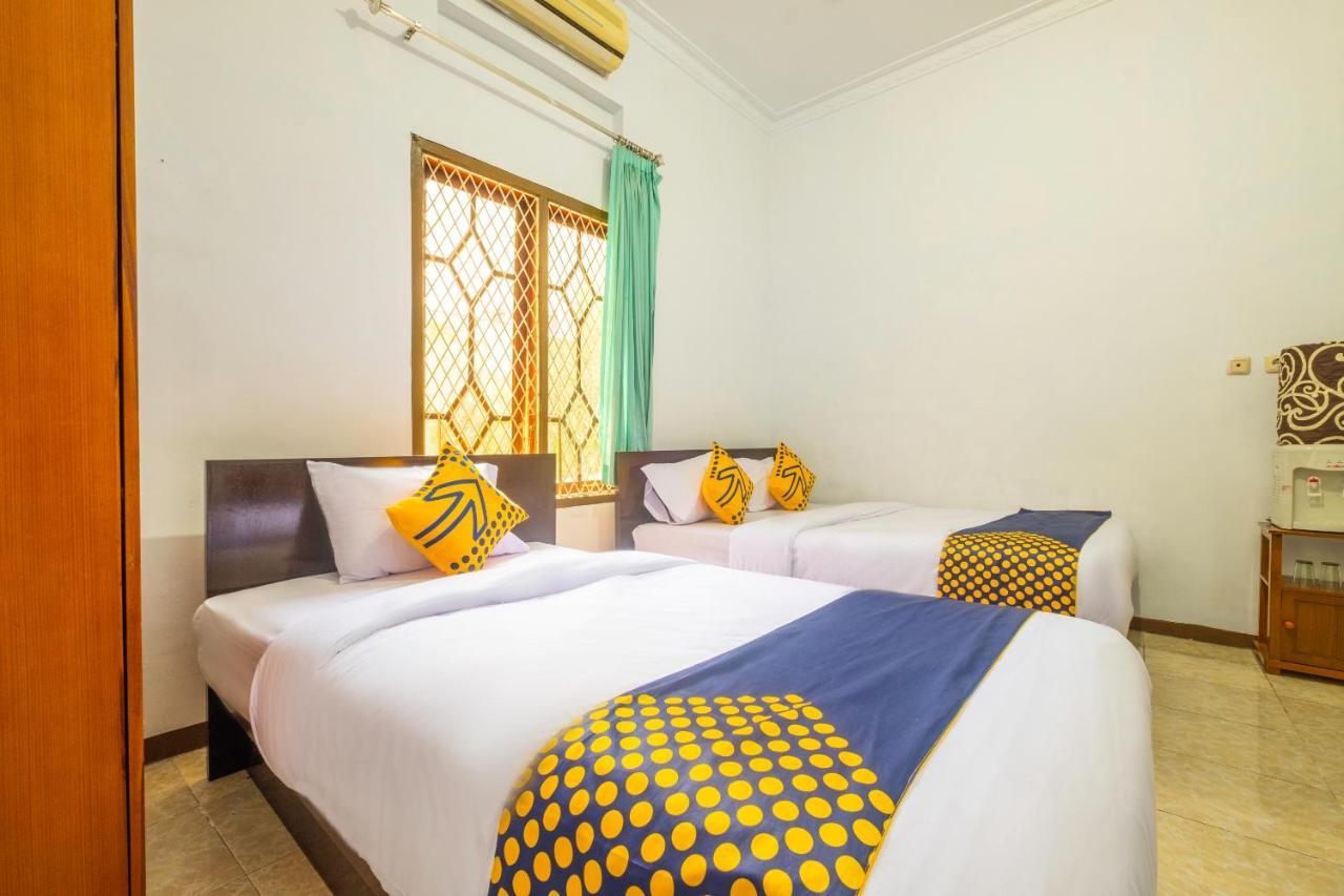 Spot On 2395 Hotel Aden 2 Syariah Тасікмалая Екстер'єр фото